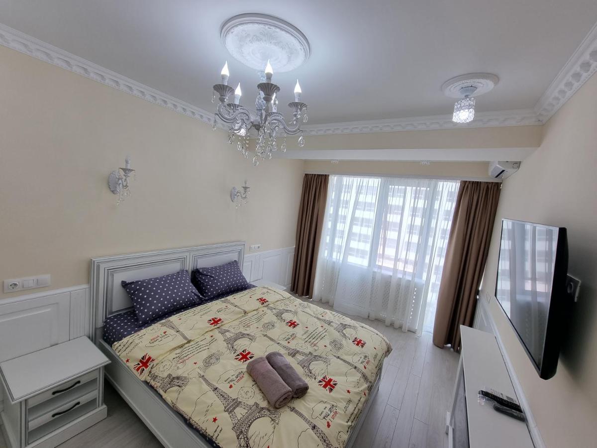 Tourist Grand Apartments Ultracentral - Housity