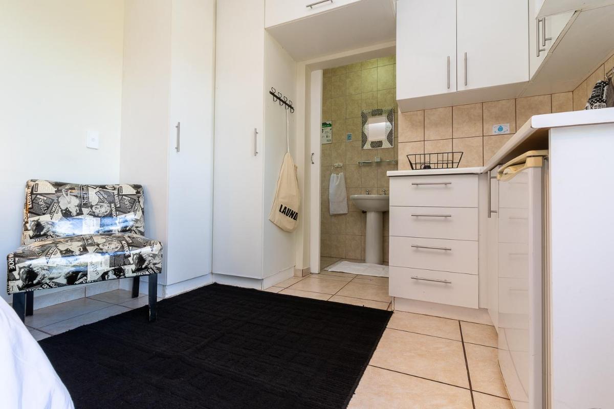 Suitetrails - Tyger Classique Self-Catering Cape Town, Tyger Valley