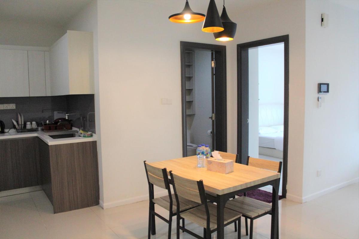 Suitetrails - Suasana Suites D'Homestay01 JB Town