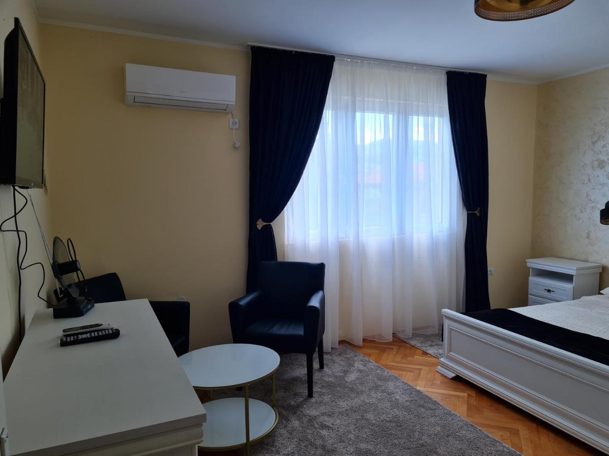 Apartman Trifunović - Housity