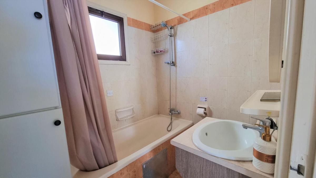 Suitetrails - Comfy Rooms in a Shared Apartment Near Salt Lake with internet and Netflix