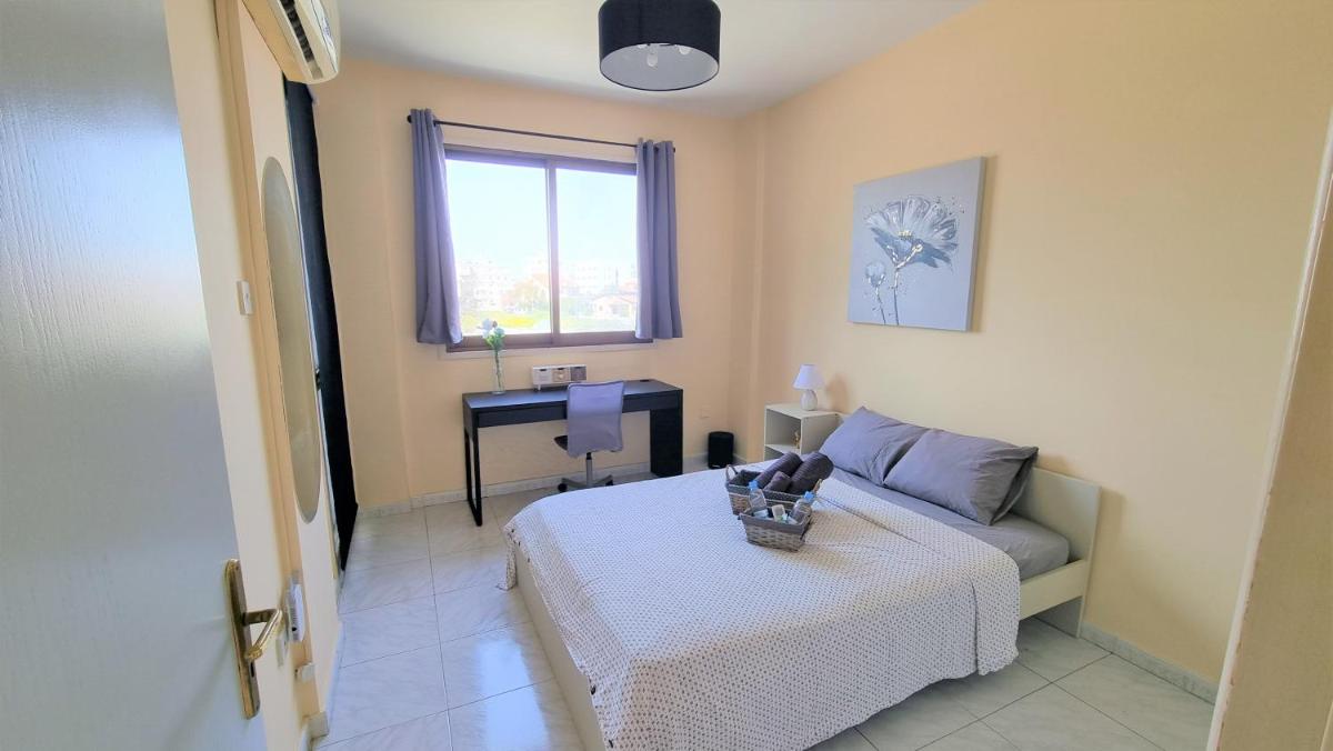 Suitetrails - Comfy Rooms in a Shared Apartment Near Salt Lake with internet and Netflix