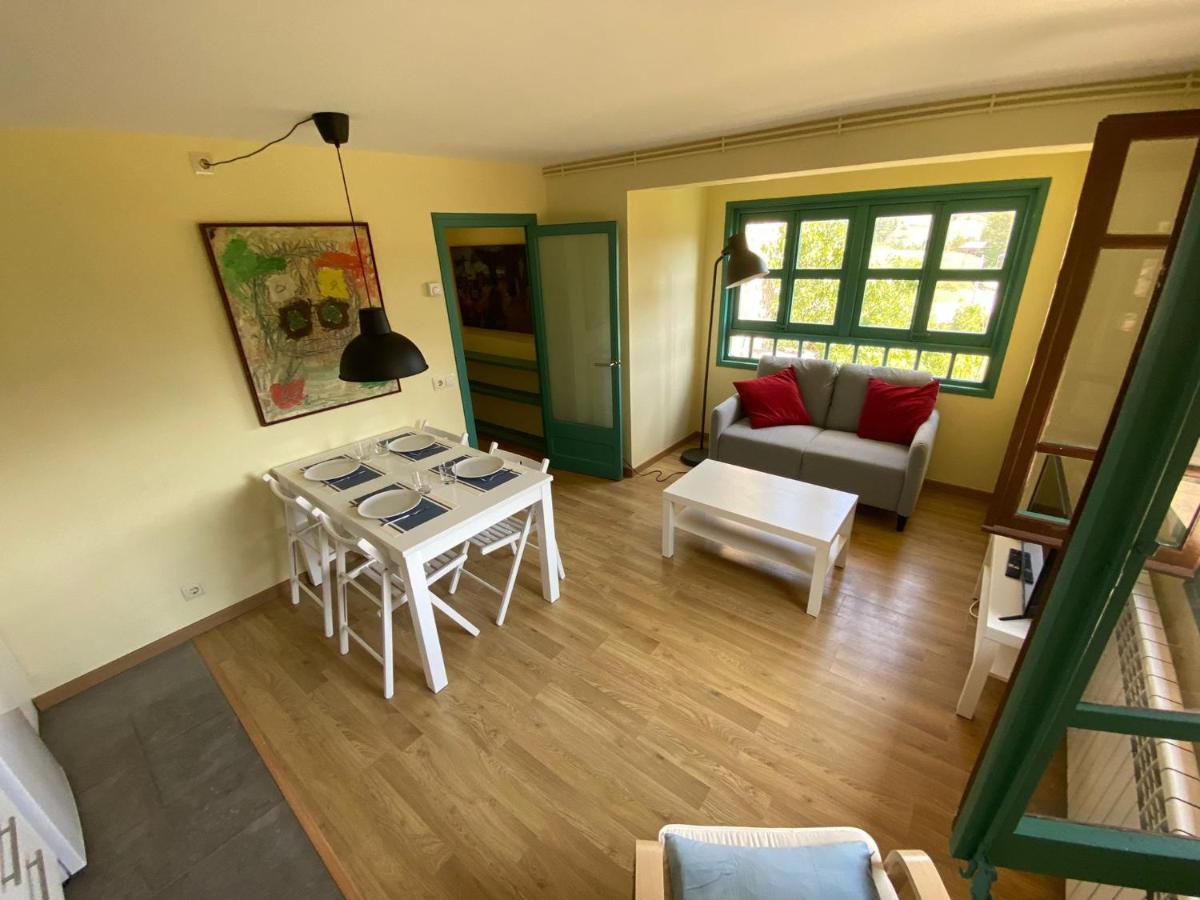 CAL TÒFONES, Baixos 2. Allotjament turístic a Borredà - Housity