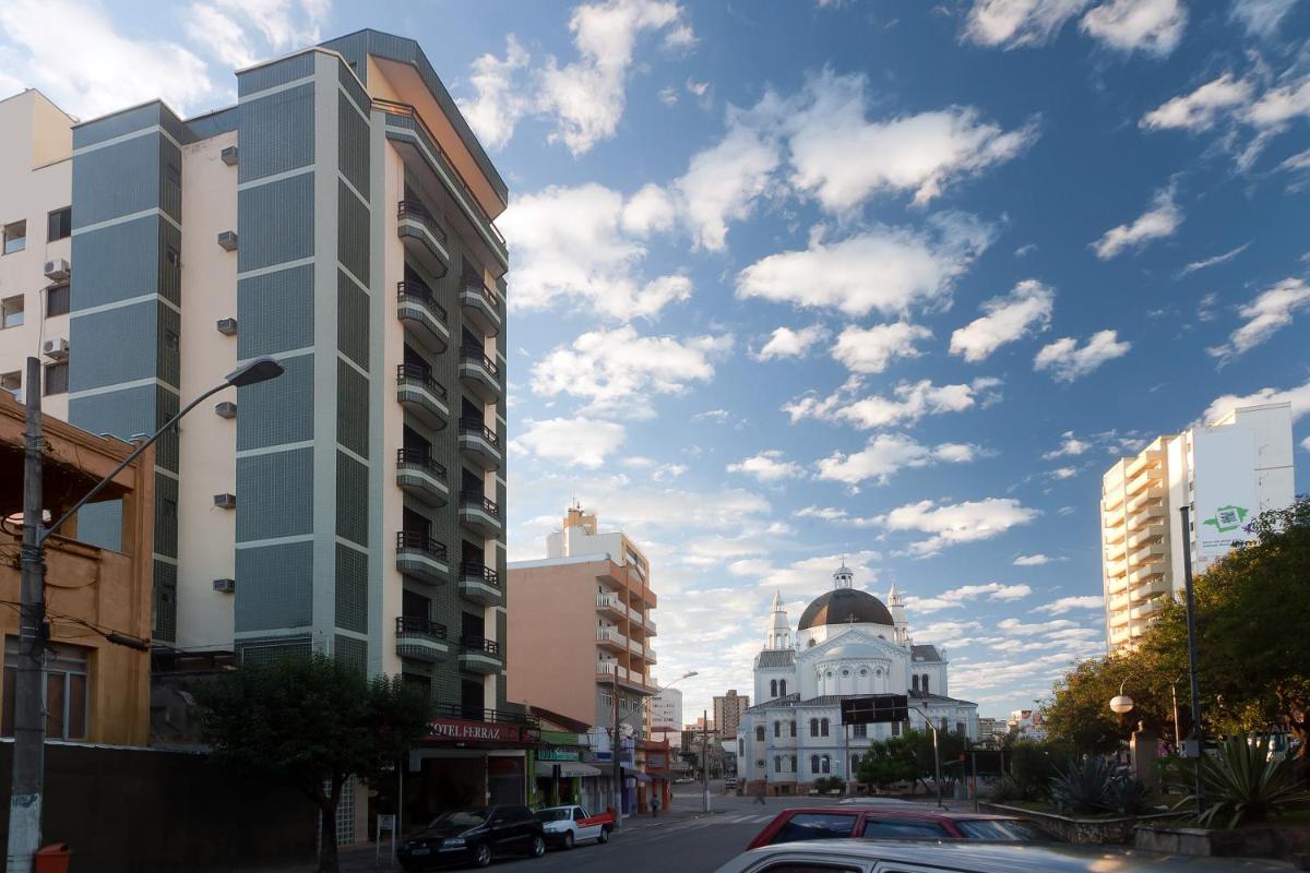 Hotel Ferraz - Housity