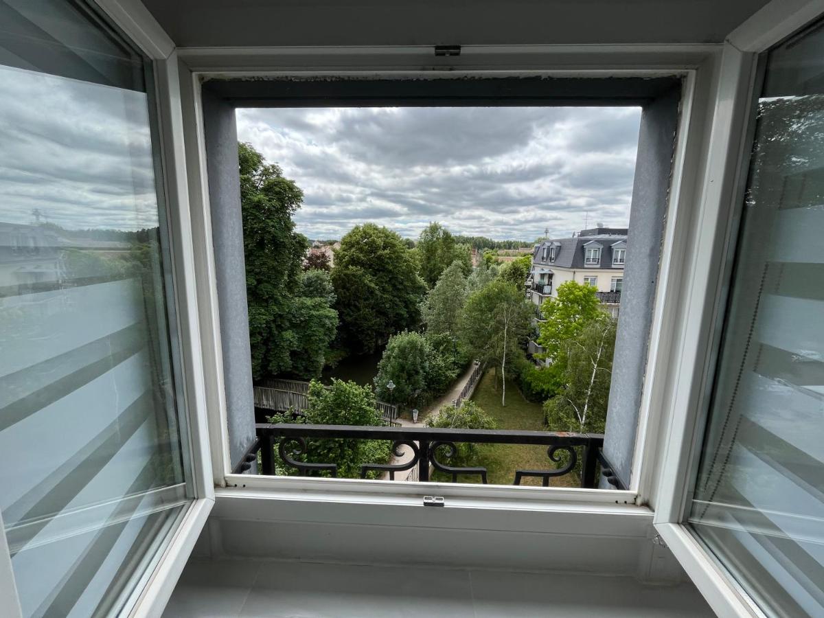 Corbeil-Essonnes : Bel appartement près du fleuve - Housity
