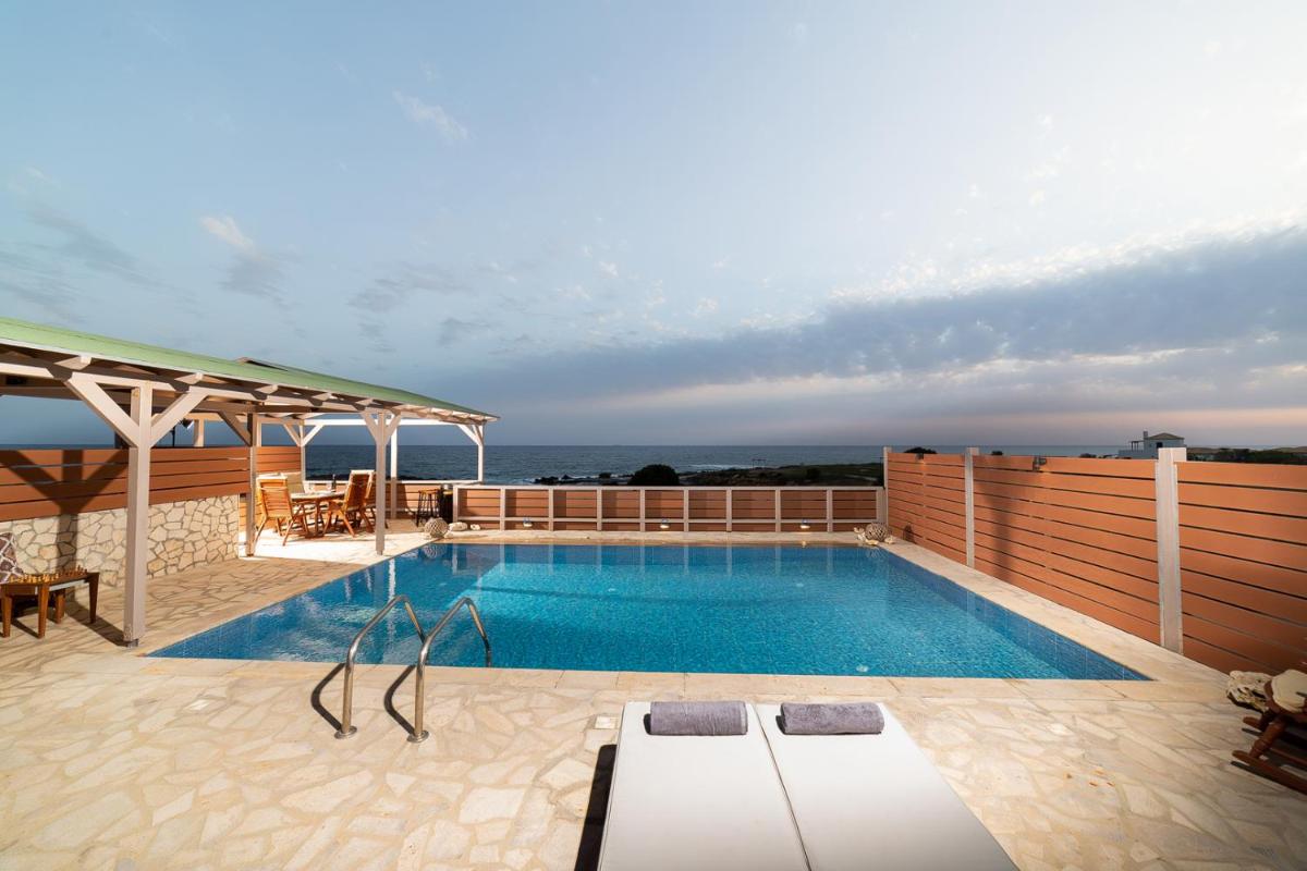 Suitetrails - CRYSTAL VILLAS
