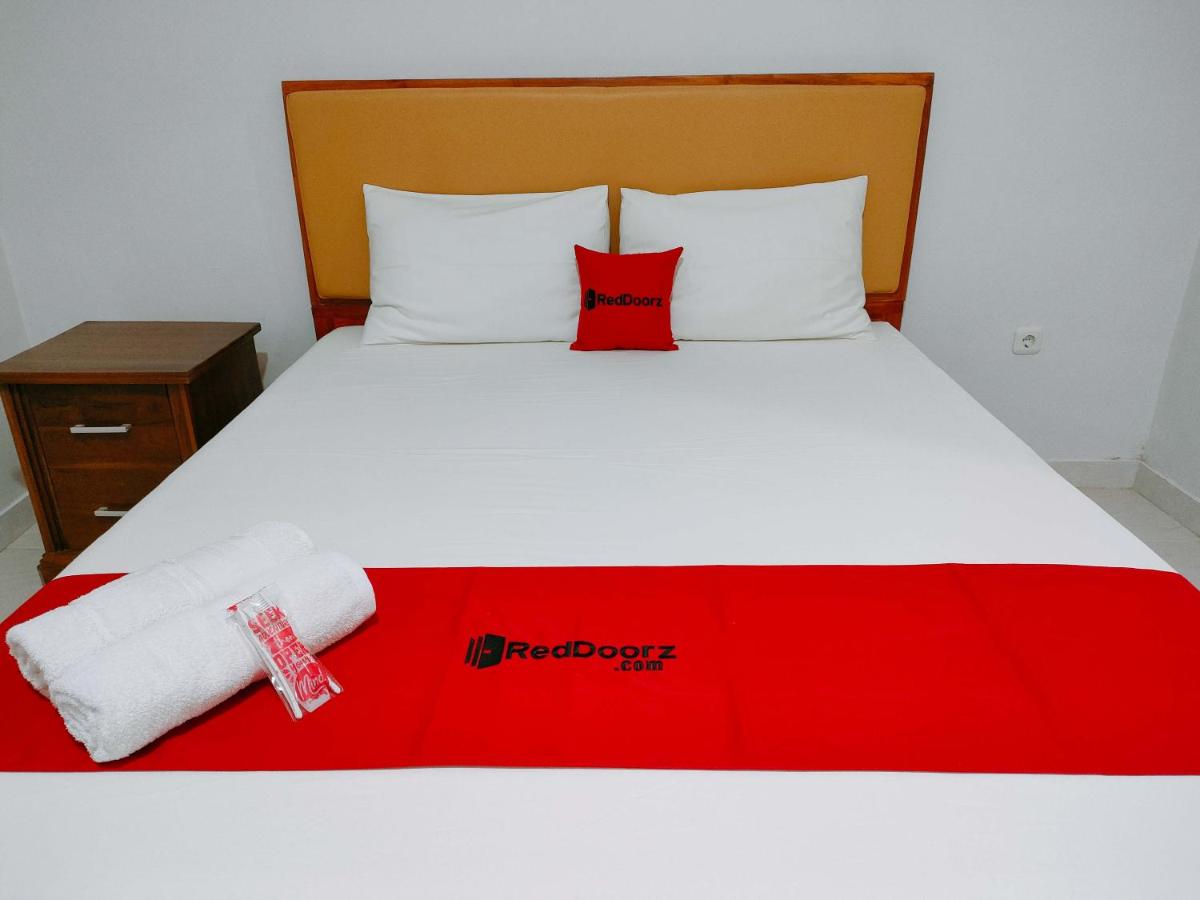 RedDoorz at Omah Candi Sari near Airport YIA - Housity