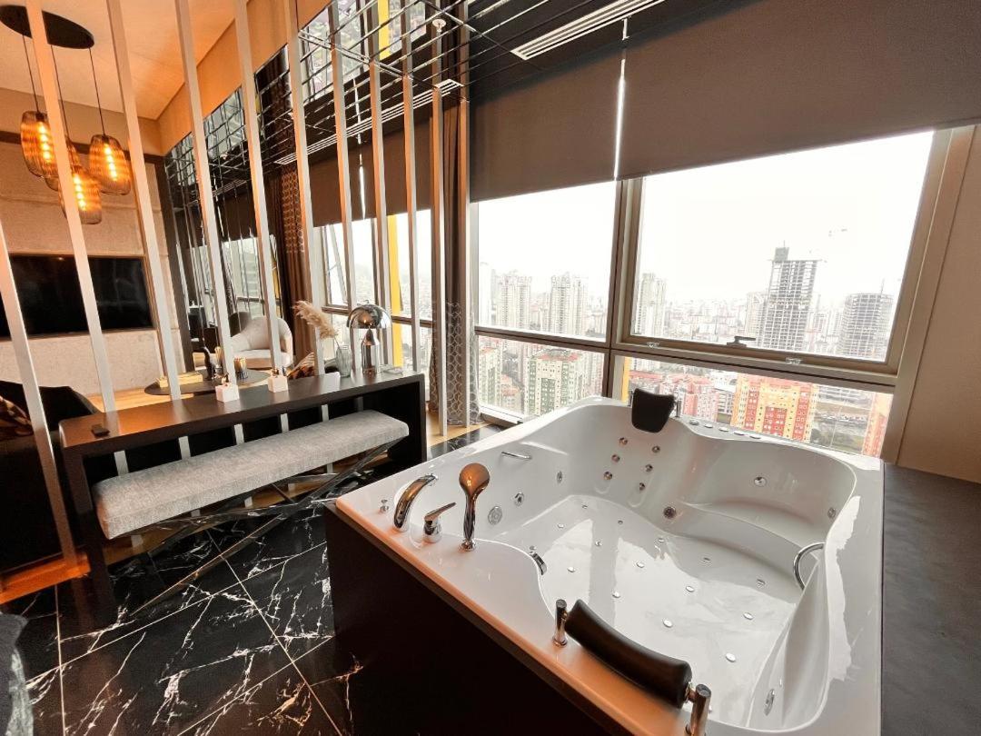 Suitetrails - Vip apartment in Atasehir