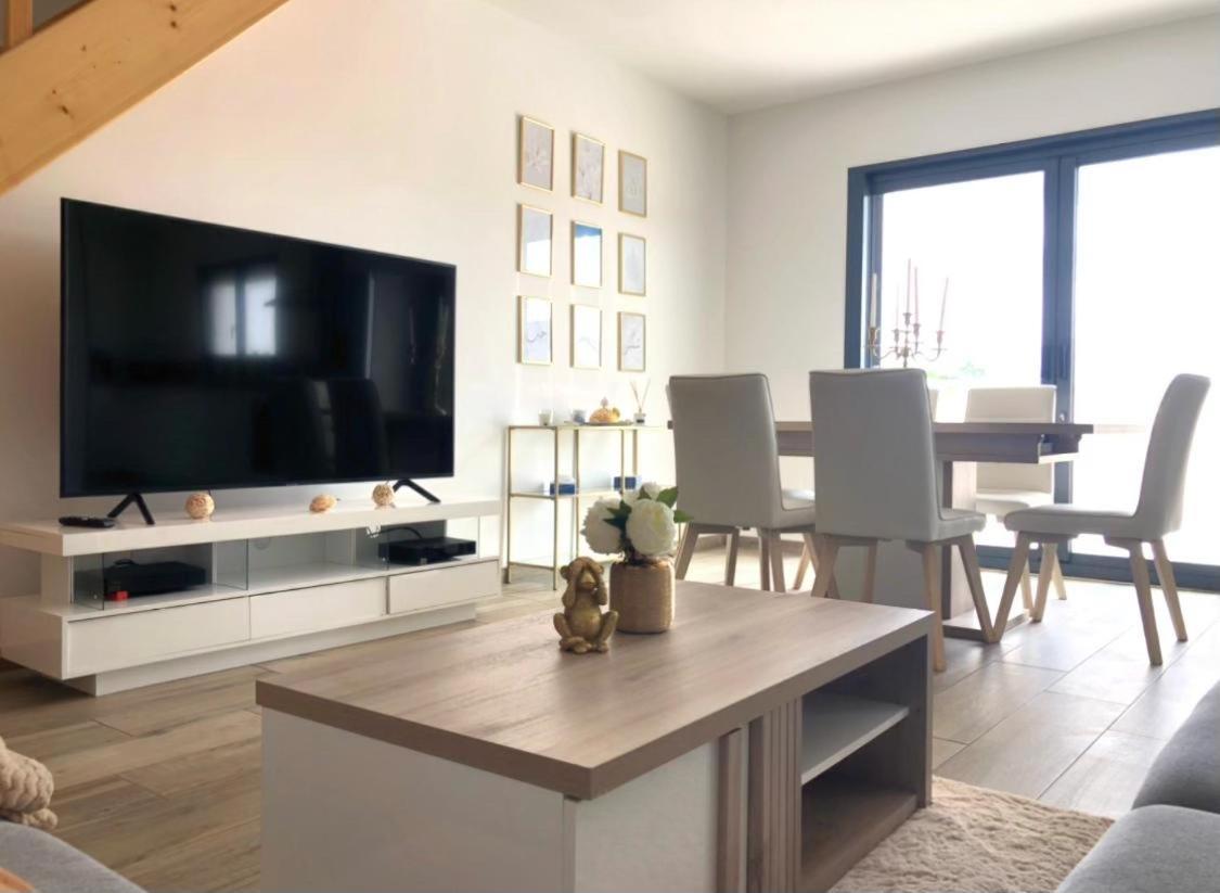 LOFT EVASION , Parking gratuit , 5 min Auxerre - Housity