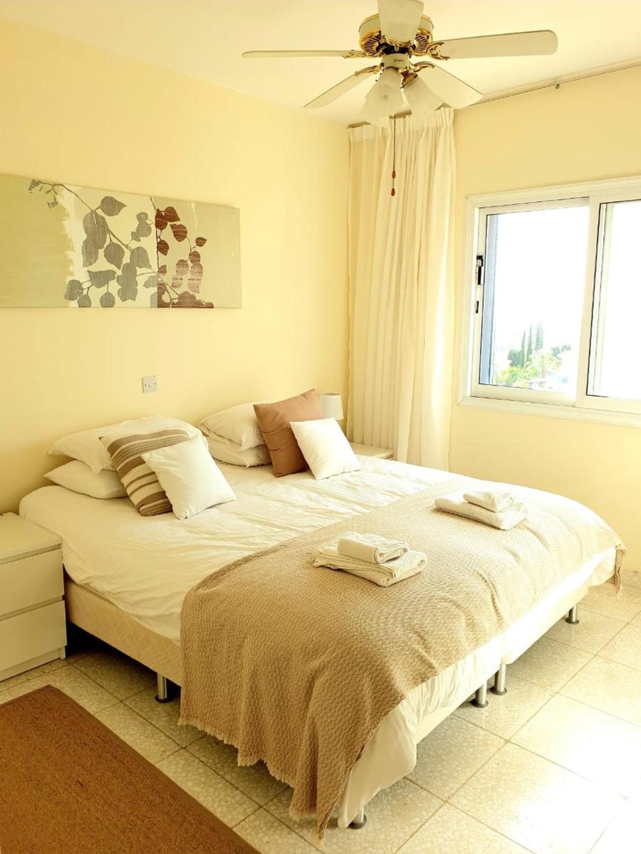 Regina Gardens - stylish modern 1 bedroom apartment - Housity