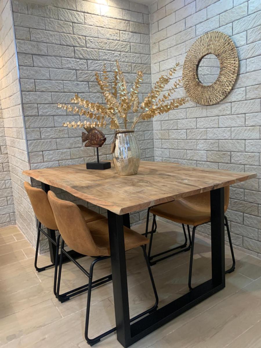 Suitetrails - Luxury Apartment by the Sea
