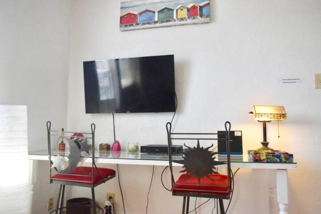 (47.1E) Unique Forest Park in STL Central! - Housity