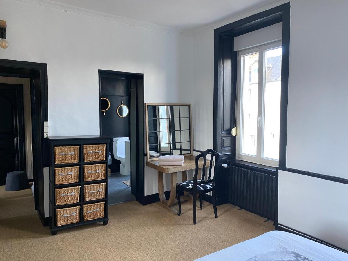 CHAMBRE SPACIEUSE DANS MAISON RENOVEE - Housity
