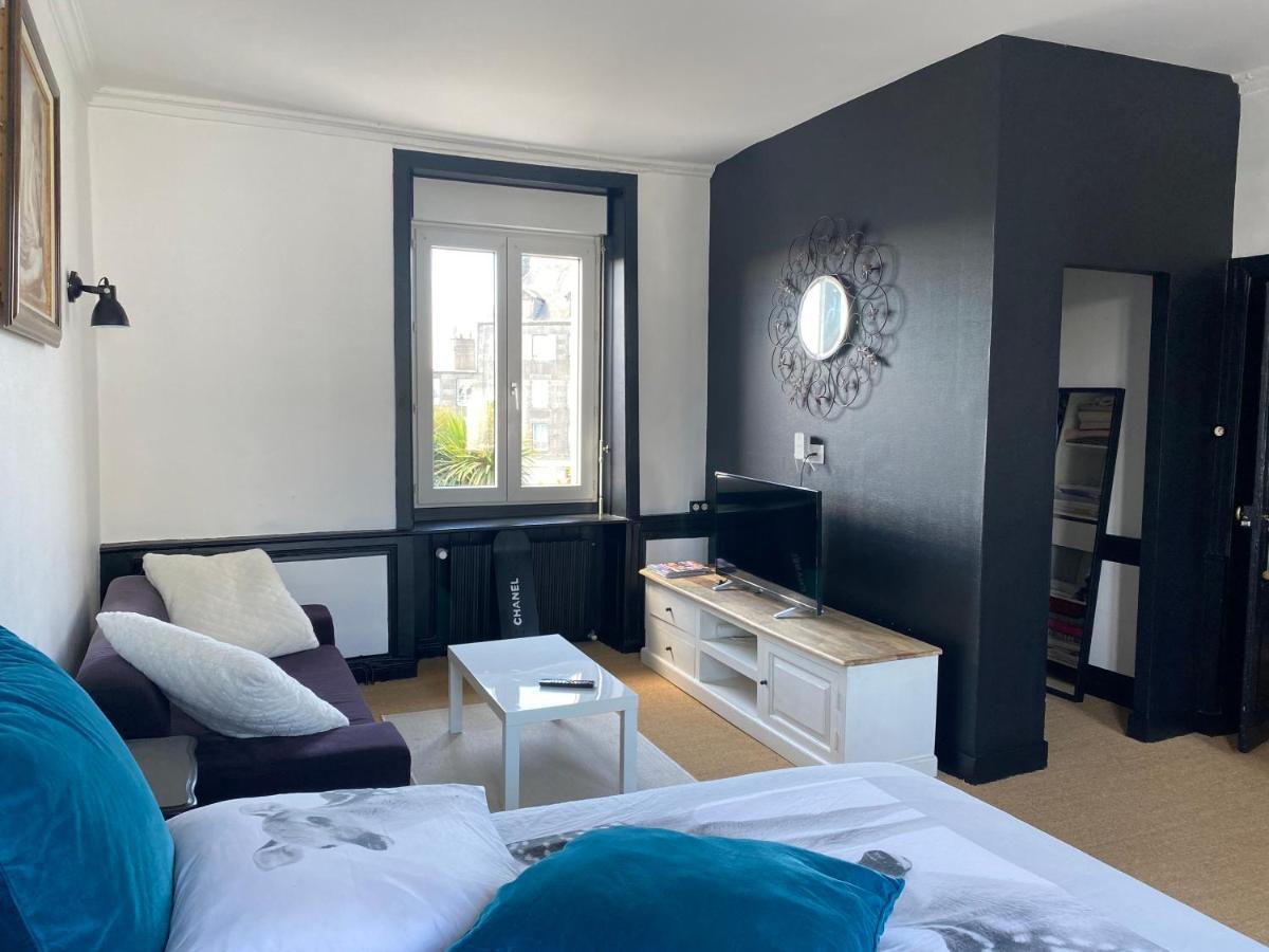 CHAMBRE SPACIEUSE DANS MAISON RENOVEE - Housity