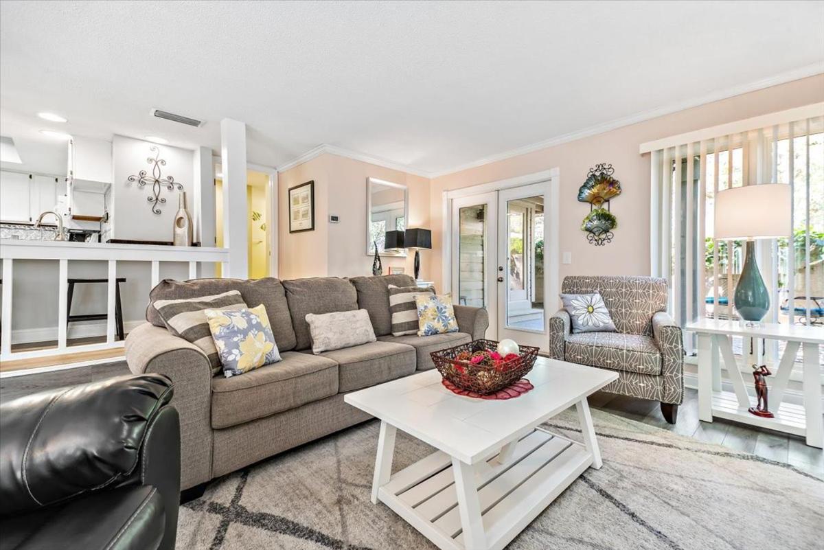 Suitetrails - Saint Andrews Common 1774, 1 Bedroom, Sleeps 4, Pet Friendly, Pool