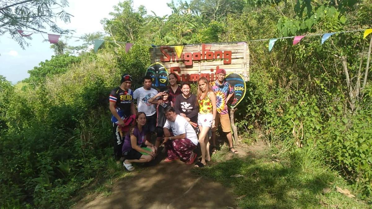 Suitetrails - Camping Paradise and Singalong Mountain Garden
