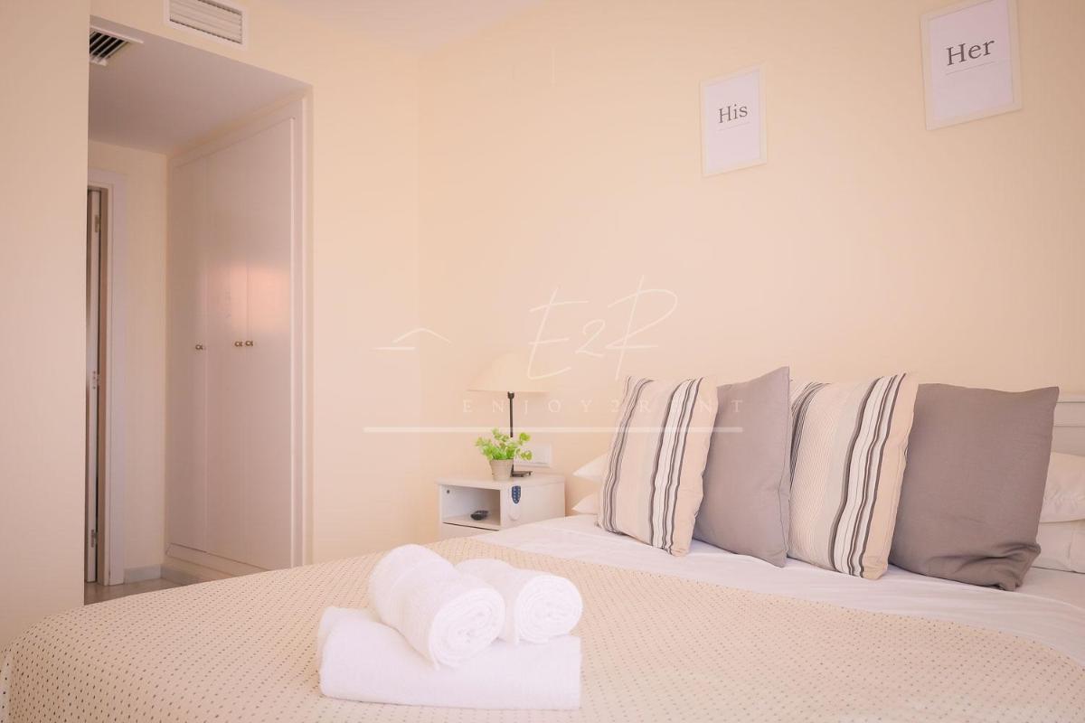 Enjoy2Rent Hipodromo Apartment, Mijas Costa - Housity