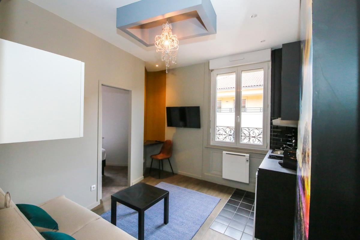 Suitetrails - Le Vintage, T2 hypercentre chic et cosy, Wifi par SOVALFI