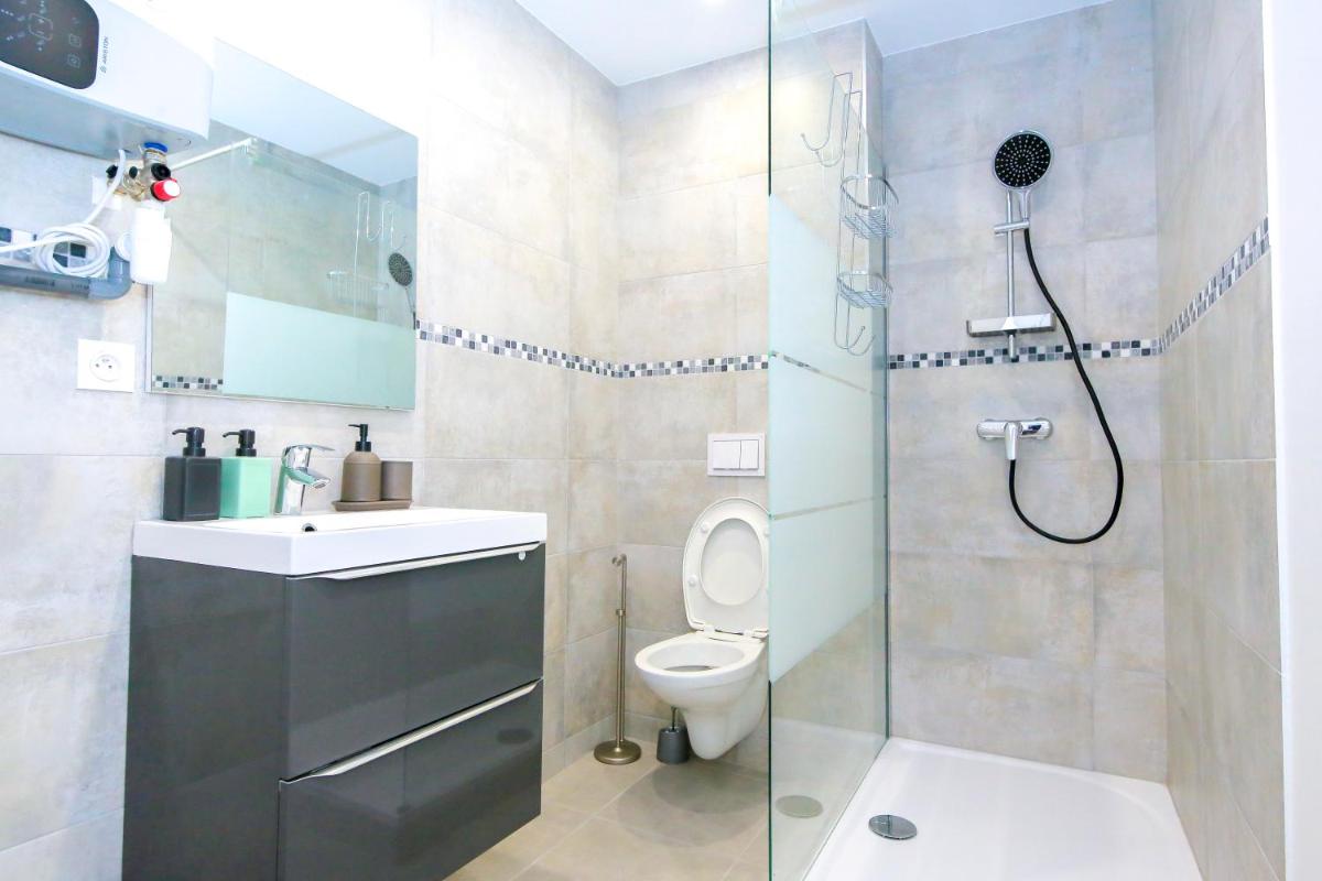 Suitetrails - Le Rhinocéros, T1 hypercentre chic et cosy, Wifi par SOVALFI