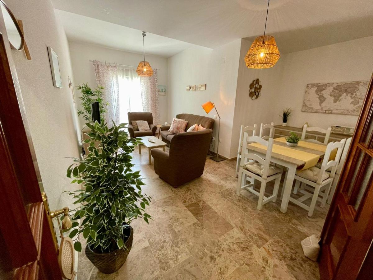 Suitetrails - GATU Villa La Bodega, 3 dormit, 2 baños, piscina y parking