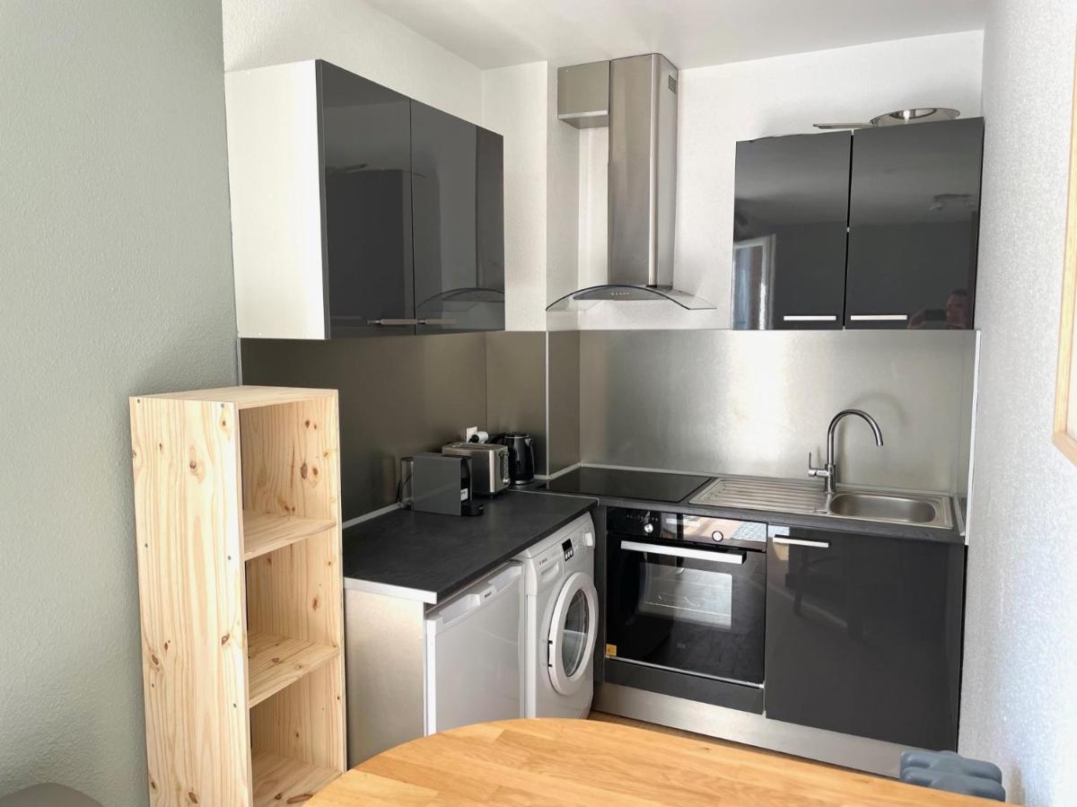 Mon Appart'hôtel - Superbe Studio avec Parking Gratuit - Housity