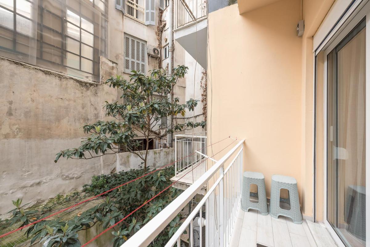Lovely 2-bedrooms apartment in Exarcheia - Housity