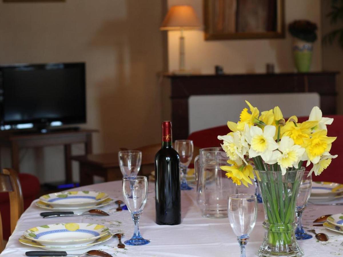 Gîte Roquebrune, 5 pièces, 8 personnes - FR-1-440-205 - Housity