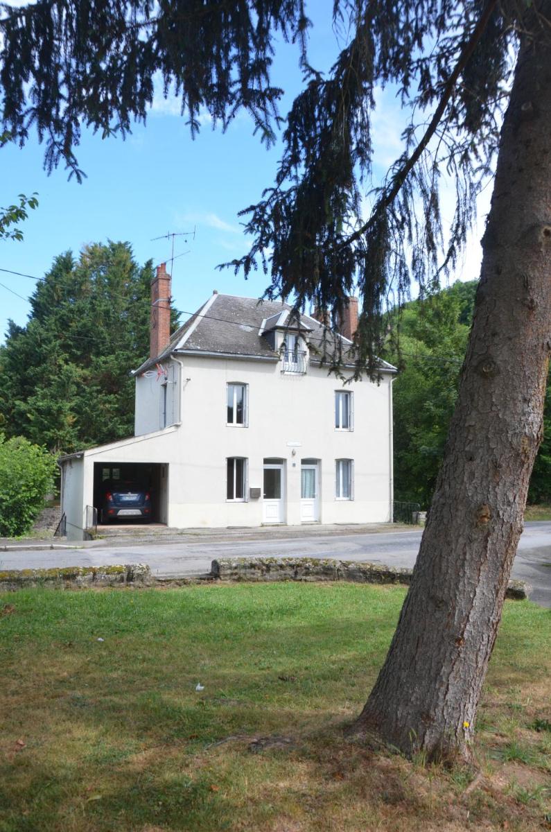 Suitetrails - AU BORD DE L'EAU studio 1