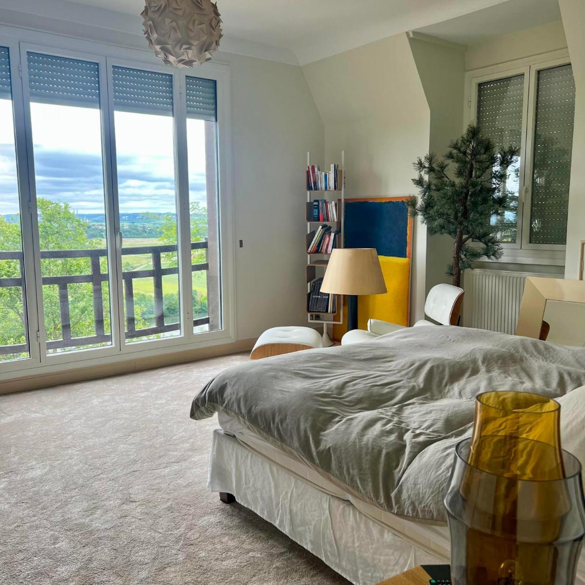 Villa avec vue et piscine à moins d'1h de Paris - Housity