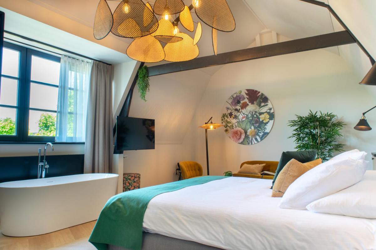 Hotel van der Meer - Housity