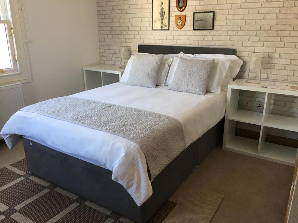 B&B at No 4 - Housity