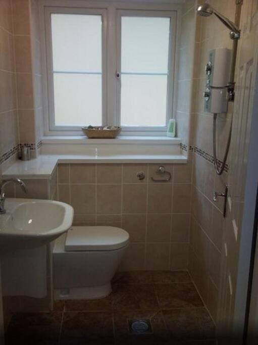 Sea Reach Apartment, 2 minutes from beach and town - Housity
