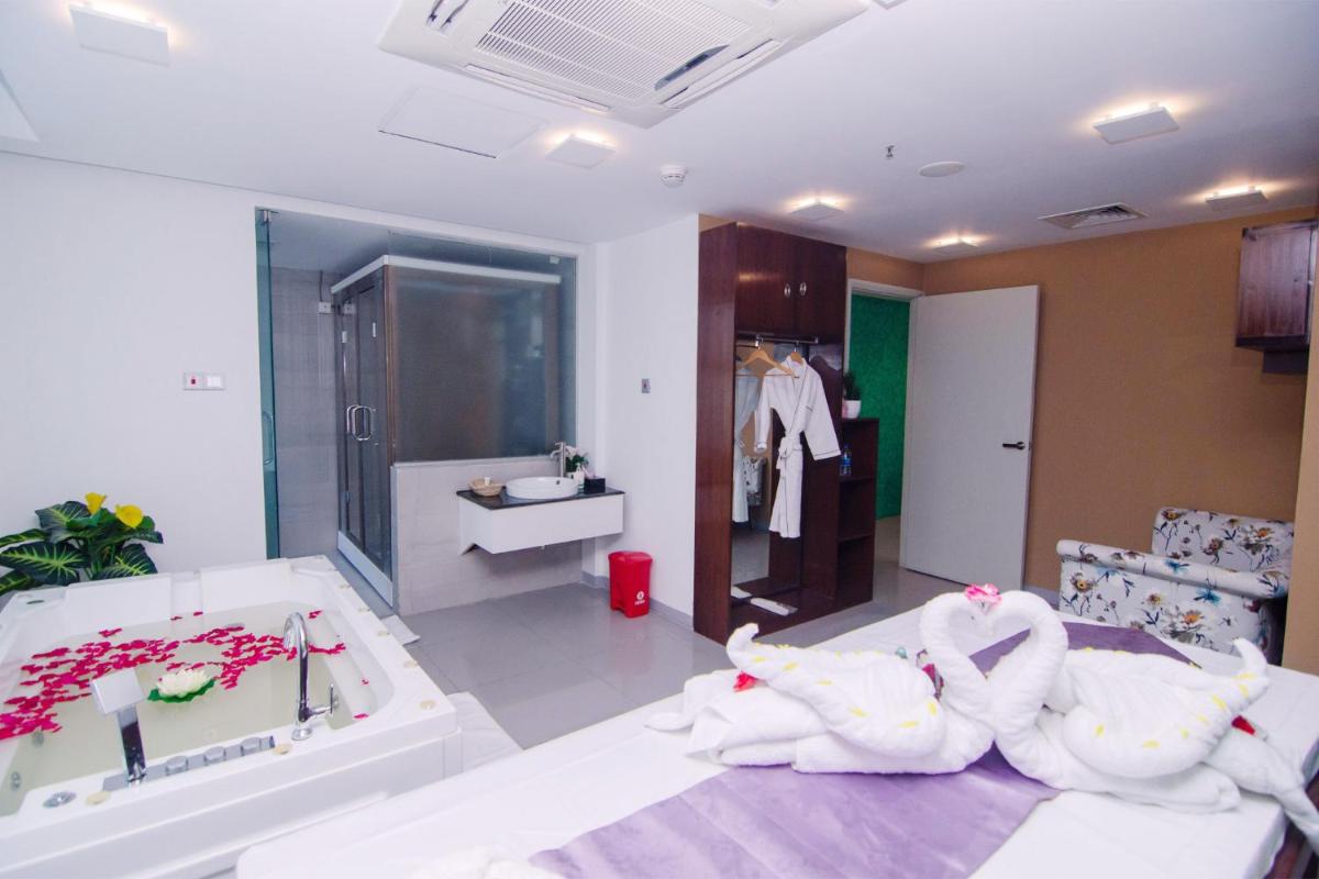 Suitetrails - Pearl Harbour Business Hotel