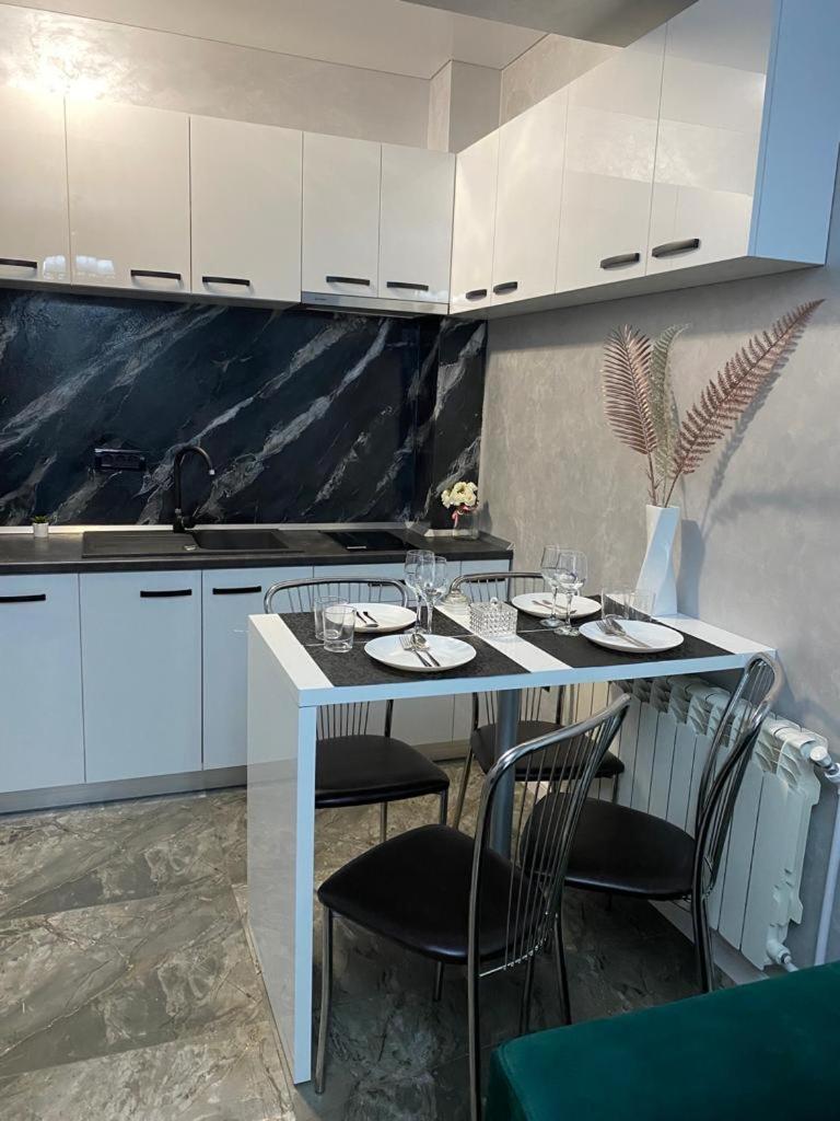 Suitetrails - Apartament Antonia Mamaia Nord Năvodari