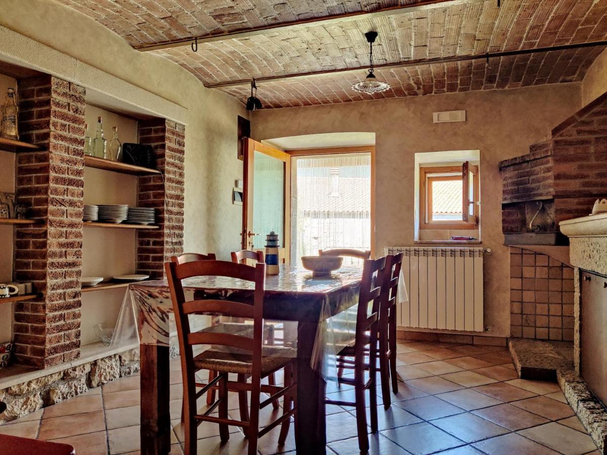 Casa rustica con terrazza e barbecue - Housity