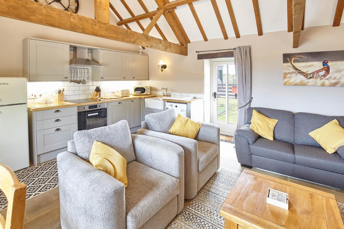 Host & Stay - Low Waupley Farm - Housity