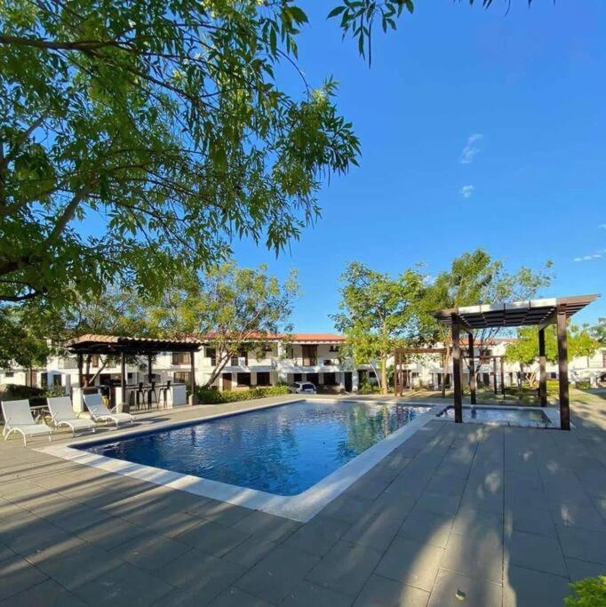 Casa llena de naturaleza y paz perfecta para descansar. - Housity