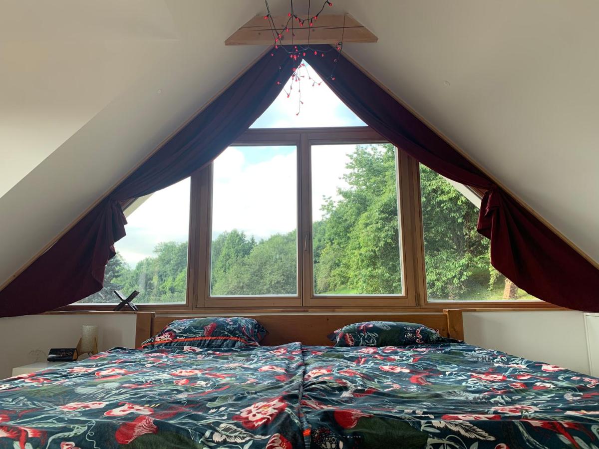 Suitetrails - Cosy family house with garden, 12 min from the center