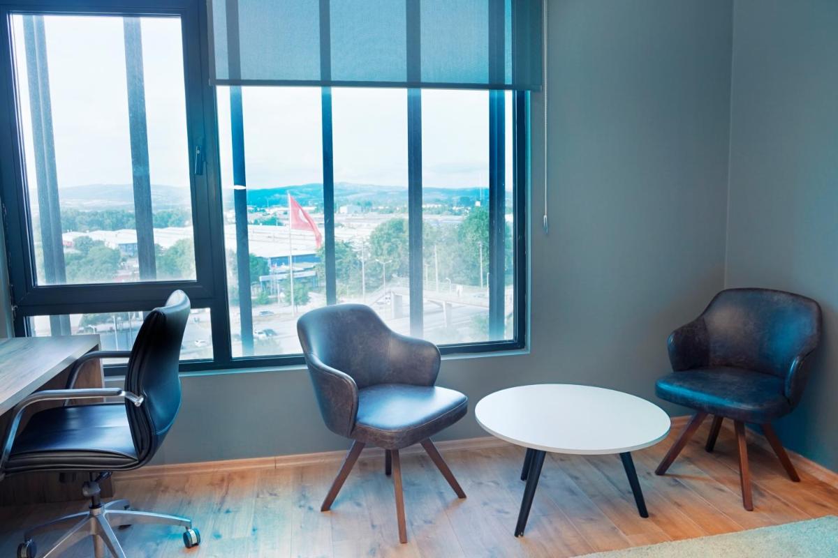 Suitetrails - Luxury Residence in 5 star Hotel for Professionals