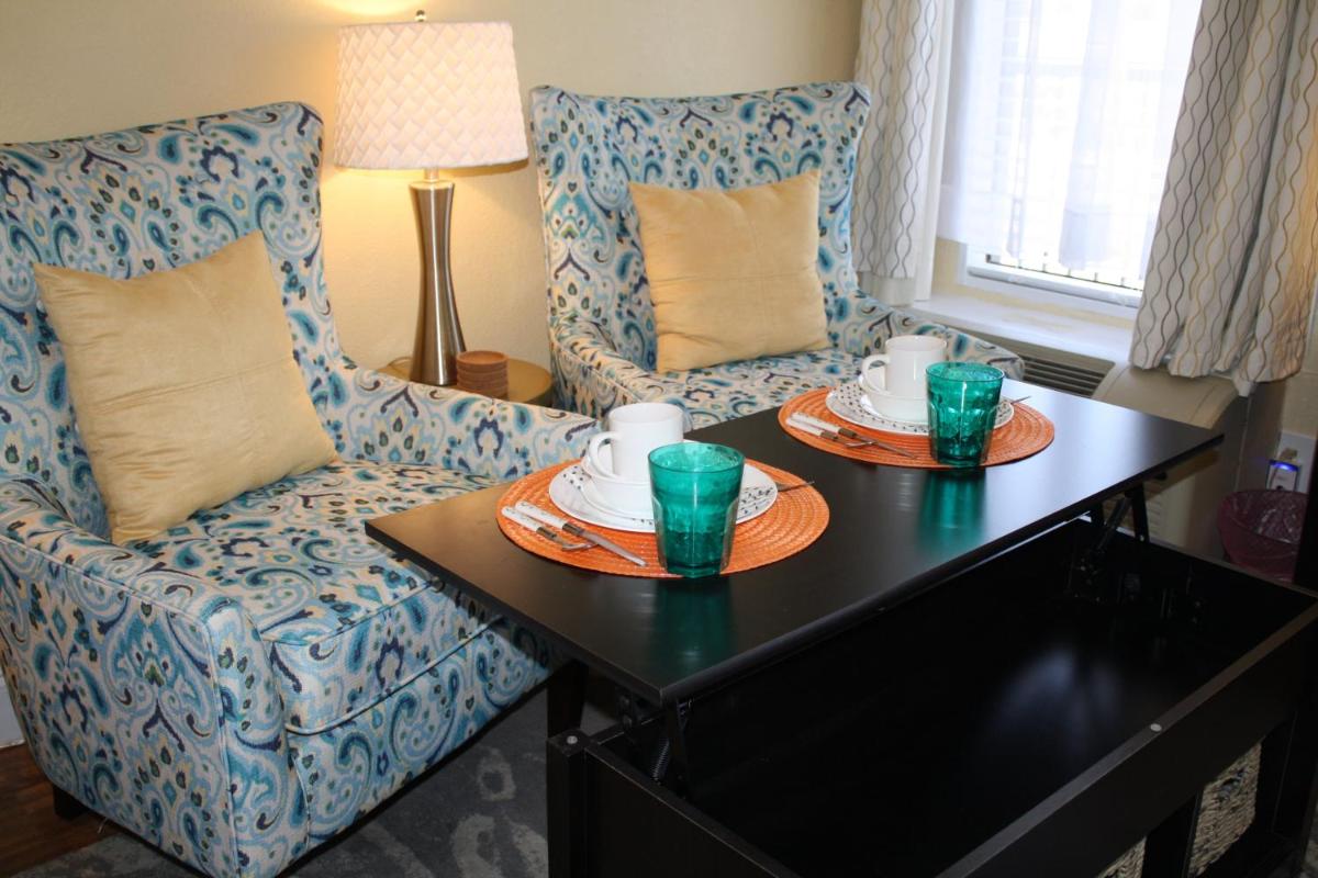 Casa Sea Esta Executive Studio Condo at Sara Cay - Housity