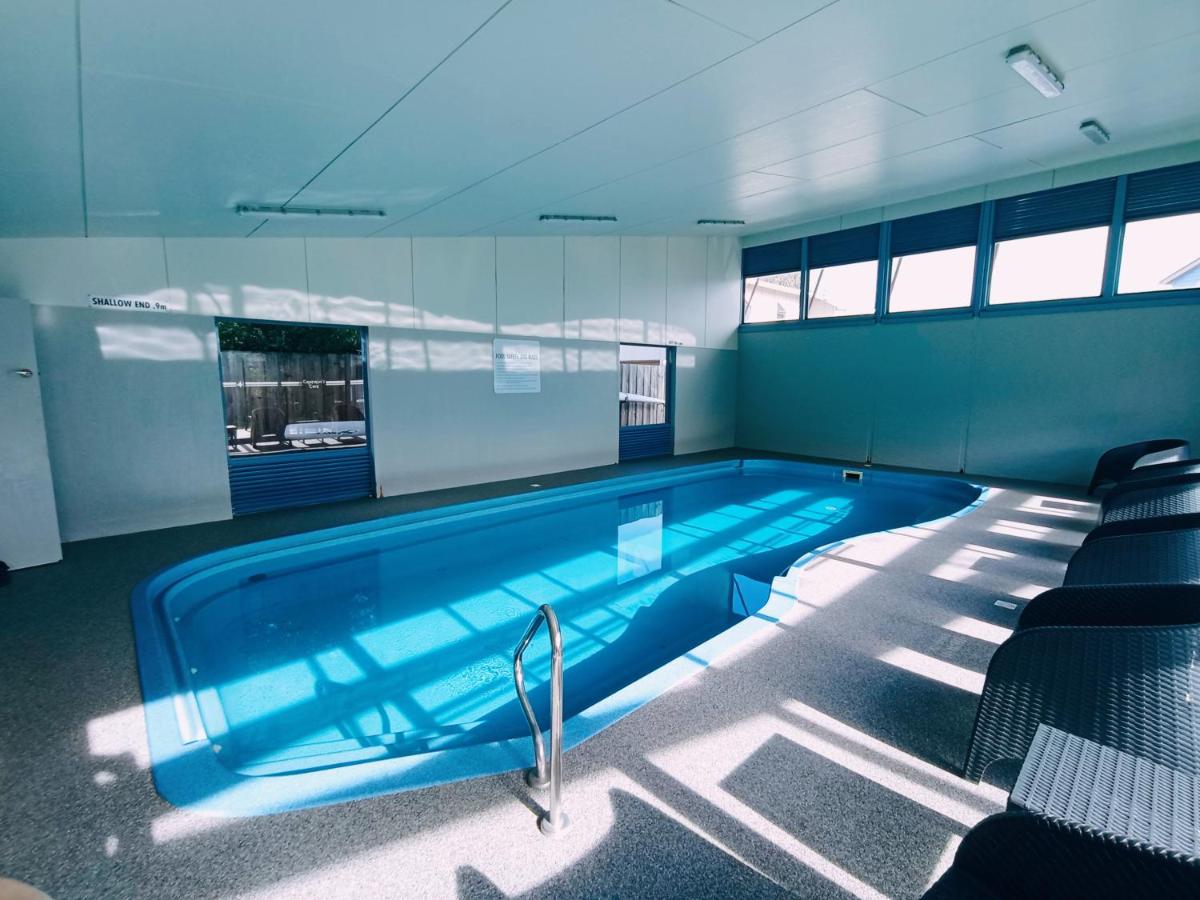 Suitetrails - Captains Cove Ground Floor Luxury Apartments - Free Netflix