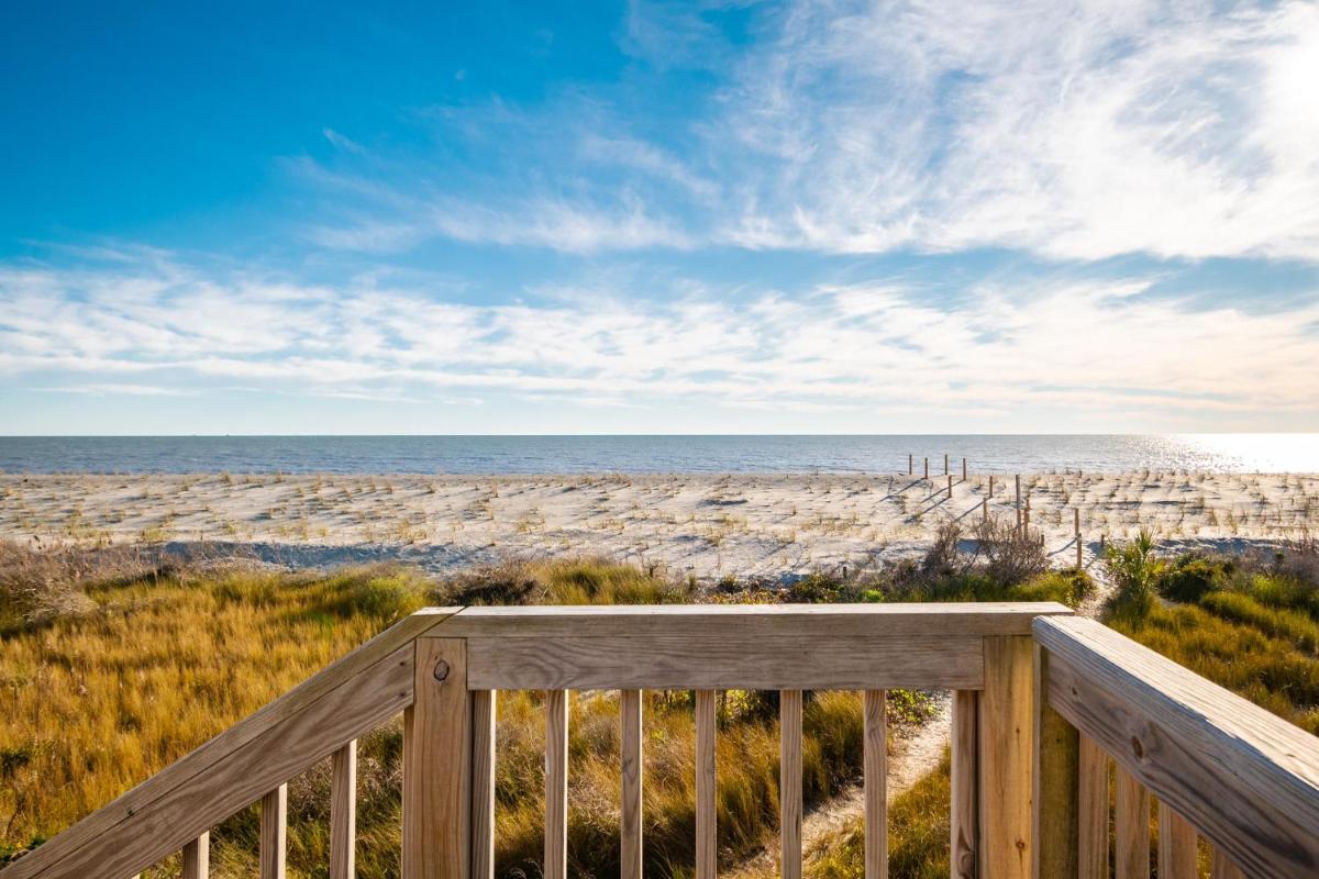 Suitetrails - Heather Leigh by Oak Island Accommodations