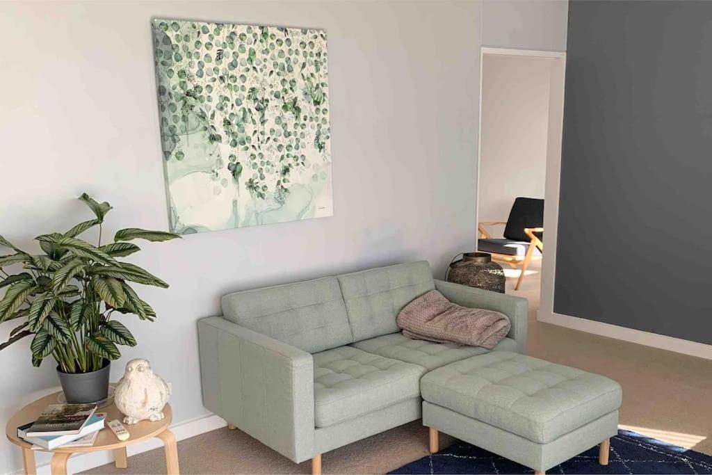 Suitetrails - Luxury 3 bdm Spacious apt in the heart of Wagga