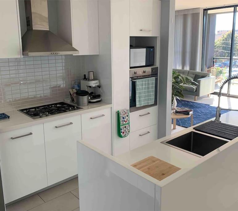 Suitetrails - Luxury 3 bdm Spacious apt in the heart of Wagga