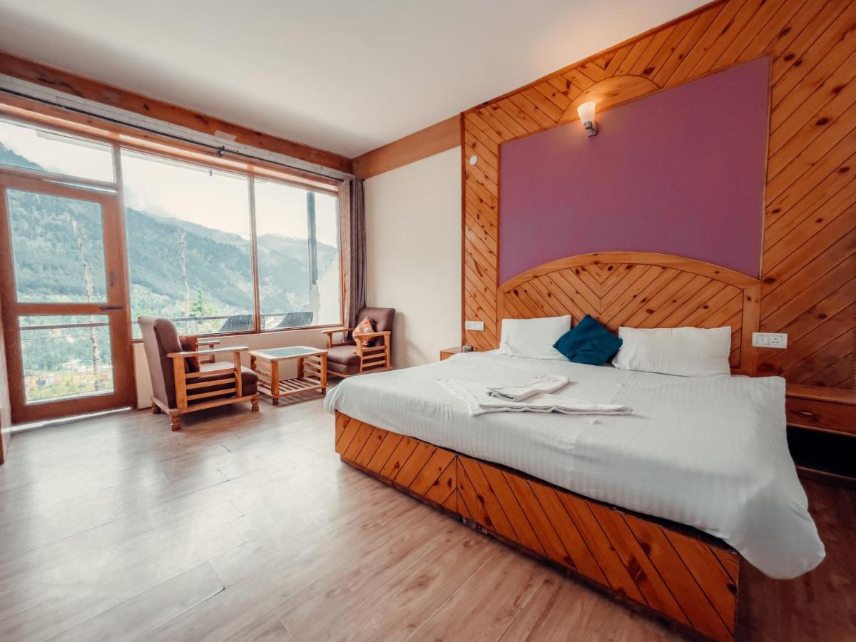 Cafe Monkbase- Food and Stay - Housity