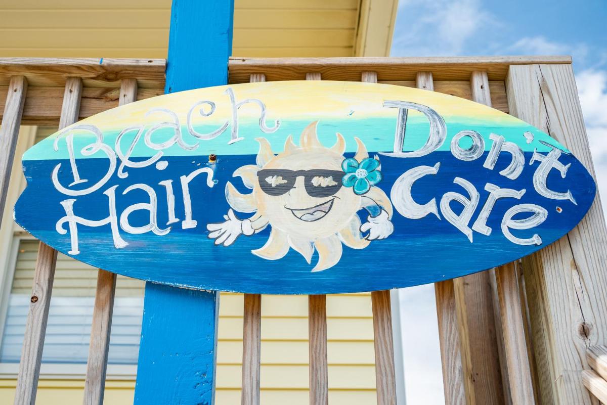 Suitetrails - Beach Hair Don't Care by Oak Island Accommodations