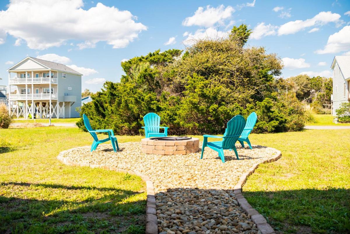 Suitetrails - Beach Hair Don't Care by Oak Island Accommodations
