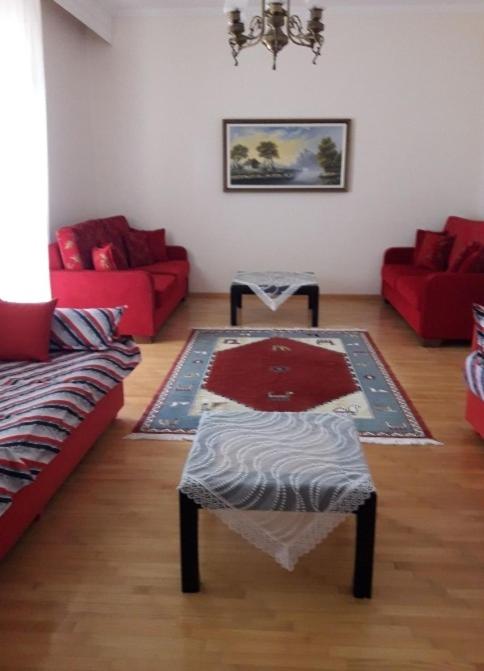 House in a peaceful village - Housity
