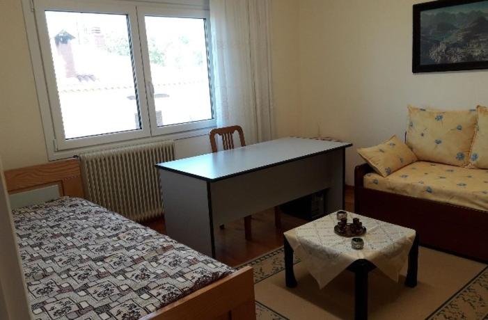 House in a peaceful village - Housity