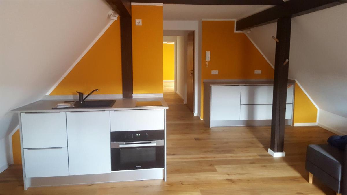 Brunnenputzer Pension Restaurant - Housity